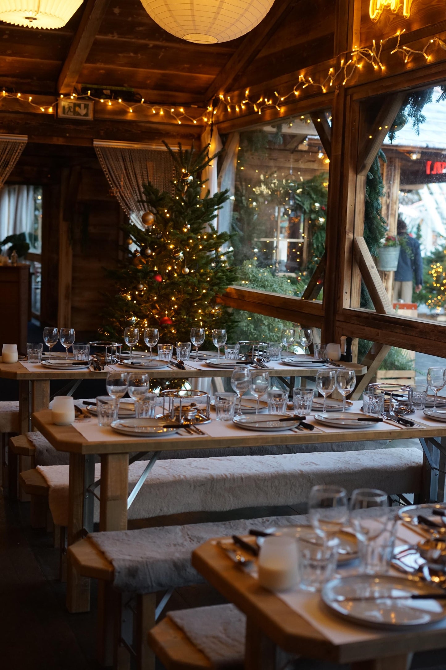 Café Pli at the La Villette Christmas Market